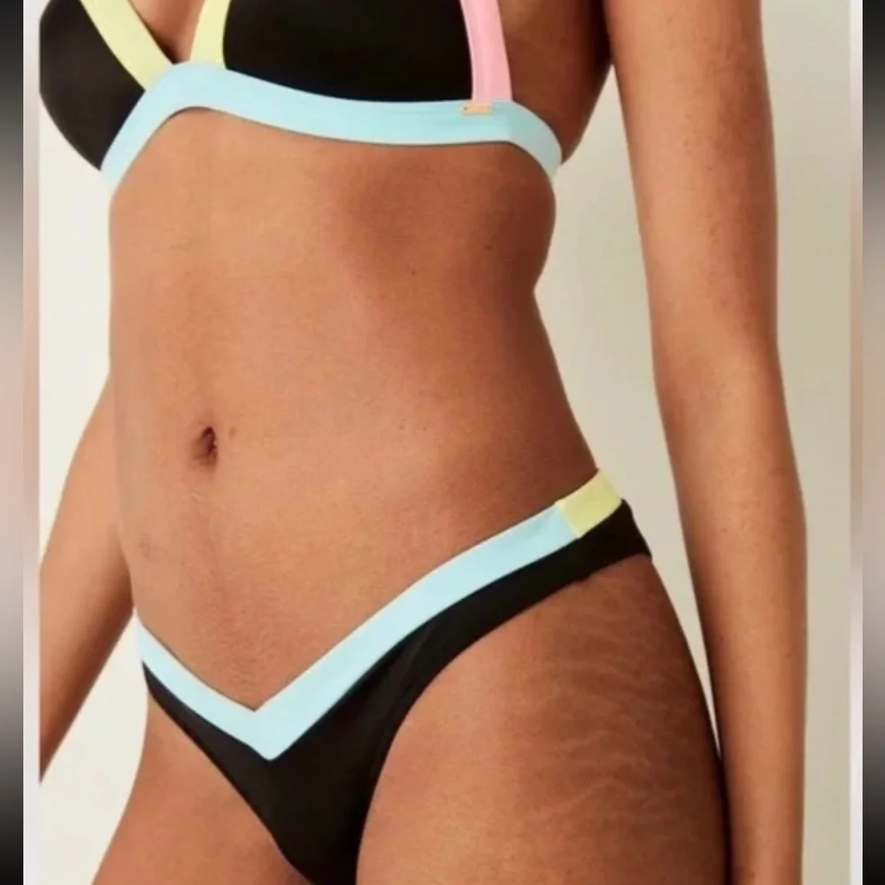 Victoria’s Secret Black Multi Push-Up‎ Halter Bikini Set – Size L NWOT